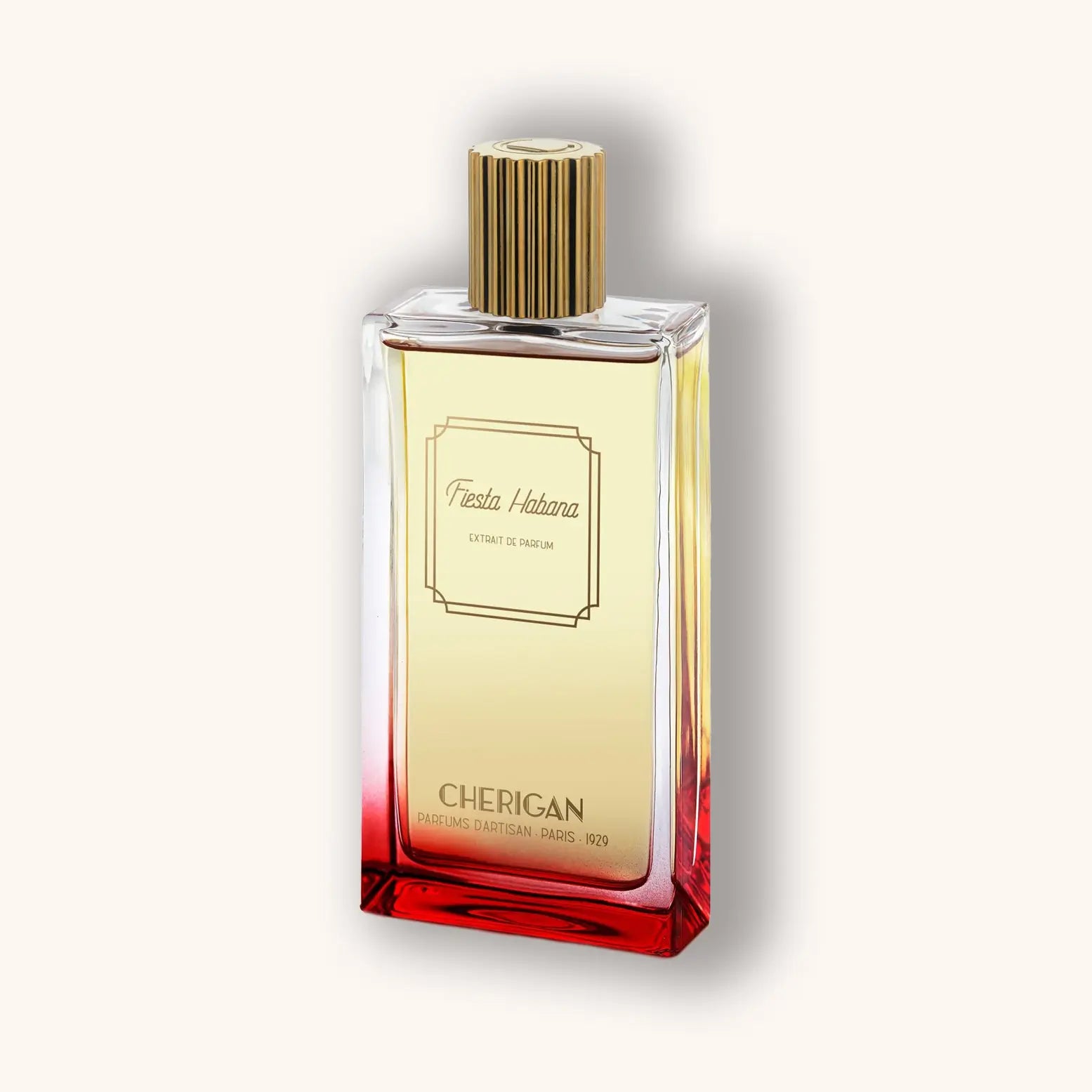 Een elegante flacon van Cherigan Fiesta Habana parfum, met een gouden dop en een verloop van helder naar levendig rood aan de basis, die luxe en verfijning uitstraalt.